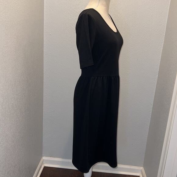 Garnet Hill Black Knee length dress with Back Bow Detail - Size S - Picture 6 of 9